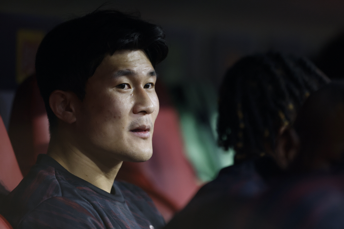 '韓 축구 기대감 폭발' 김민재 "레알 마드리드 전격 이적 가능"→"EP…
