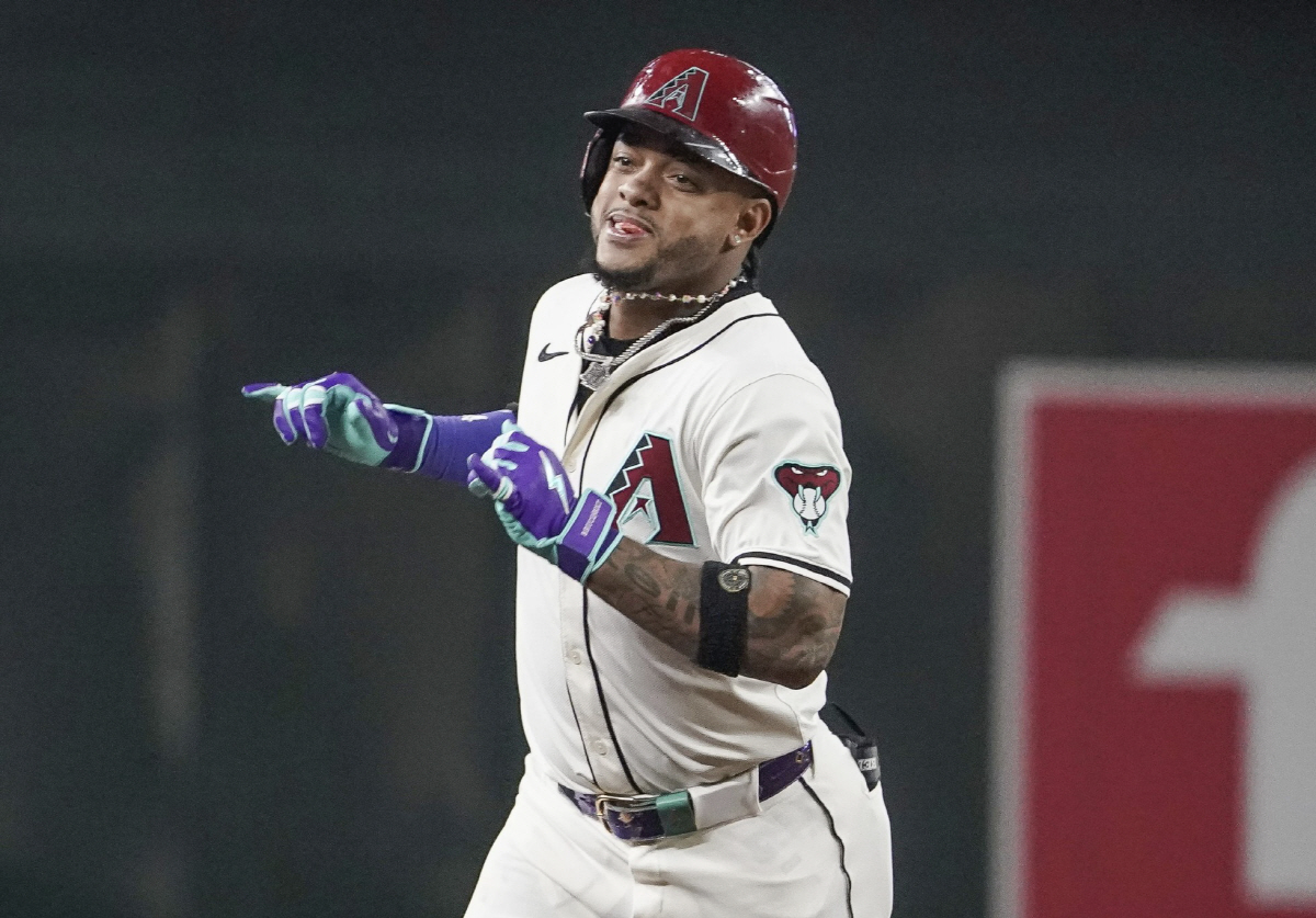 ARI "마르테 안 팔아요" 협상 창구 닫았다, '최약 포지션 2루수' …