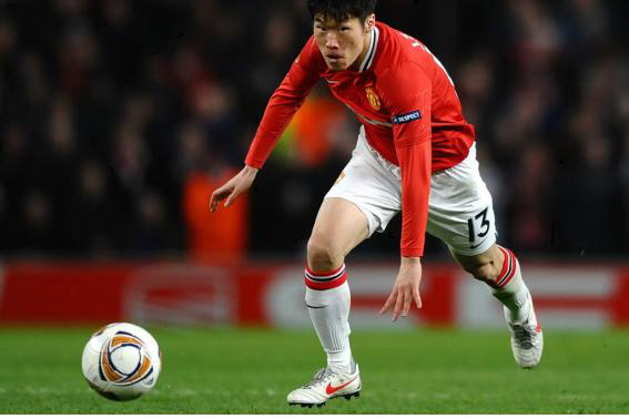 박지성 깜짝 재조명! '맨유 조롱' 의도였나…'역습의 정석' UEFA 공…