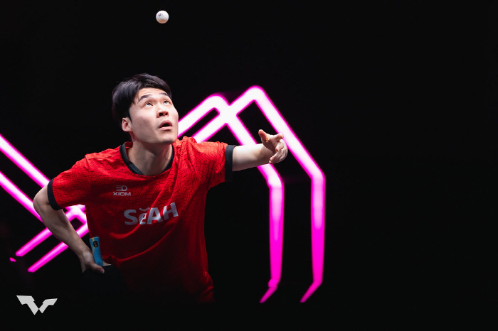 "탁구짱! 美친 장우진 또 해냈다" 세계5위 뫼레고르 꺾고 새해 첫 WT…