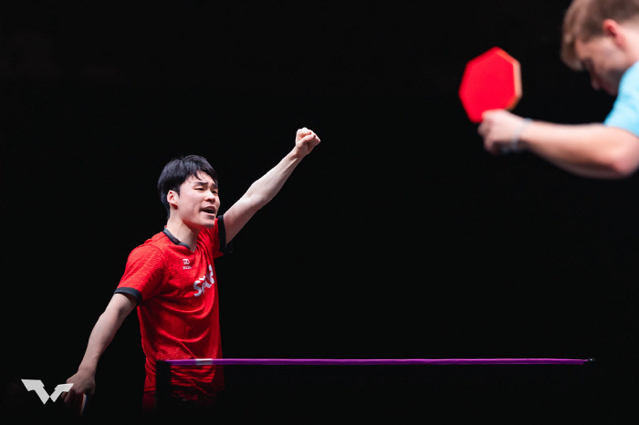 "탁구짱! 美친 장우진 또 해냈다" 세계5위 뫼레고르 꺾고 새해 첫 WT…