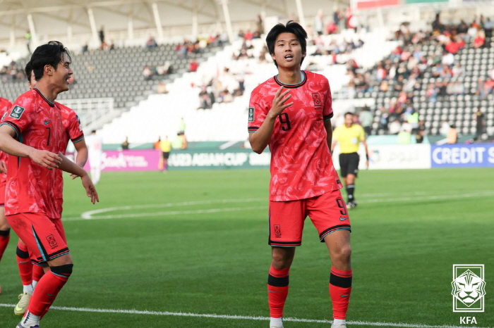 [U-23아시안컵 리뷰]죽다 살아난 이민성호, 강성진 발리 결승골로 레바…