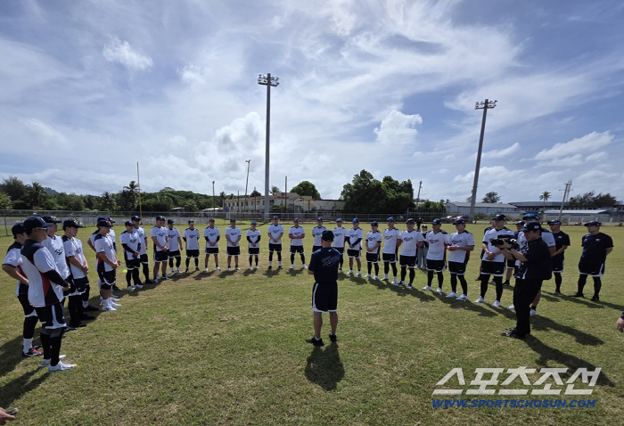 '해외 캠프까지 왔는데 탈락이라고?' 5~6명 OUT, 폭풍전야 긴장감