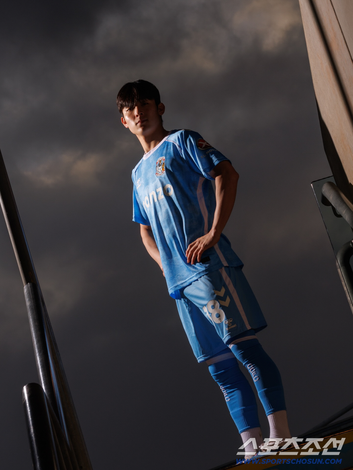 '아쉽다 데뷔골!' 양민혁, 이적하자마자 데뷔전→'환상 감아차기+평점 6…