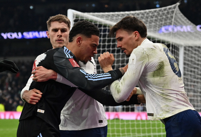 "팬들이 화낼만하다, 20년간 토트넘 사령탑 중 최악" '패패승무무패패' 토트넘 FA컵 64강 탈락..프랭크 감독 '최악의 기록'→경질이 답이다