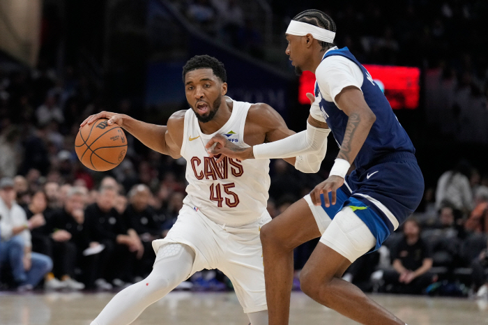 무려 5명이 +20득점. 클리블랜드 막강 다중 코어, 앤트맨 버틴 서부 강호 미네소타 제압