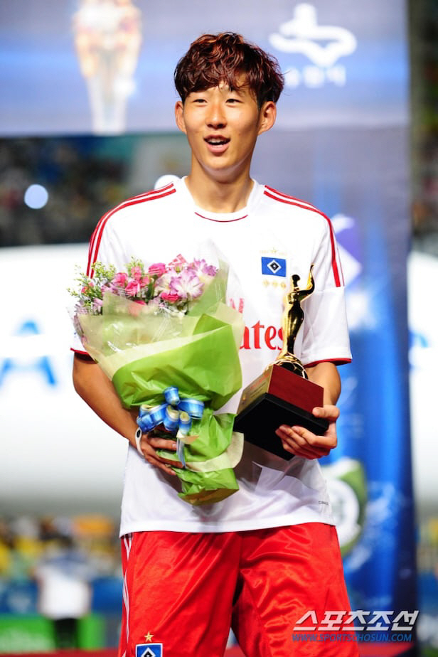 손흥민, 손흥민, 손흥민 또 당신입니까...18세 135일 '최연소 3골…