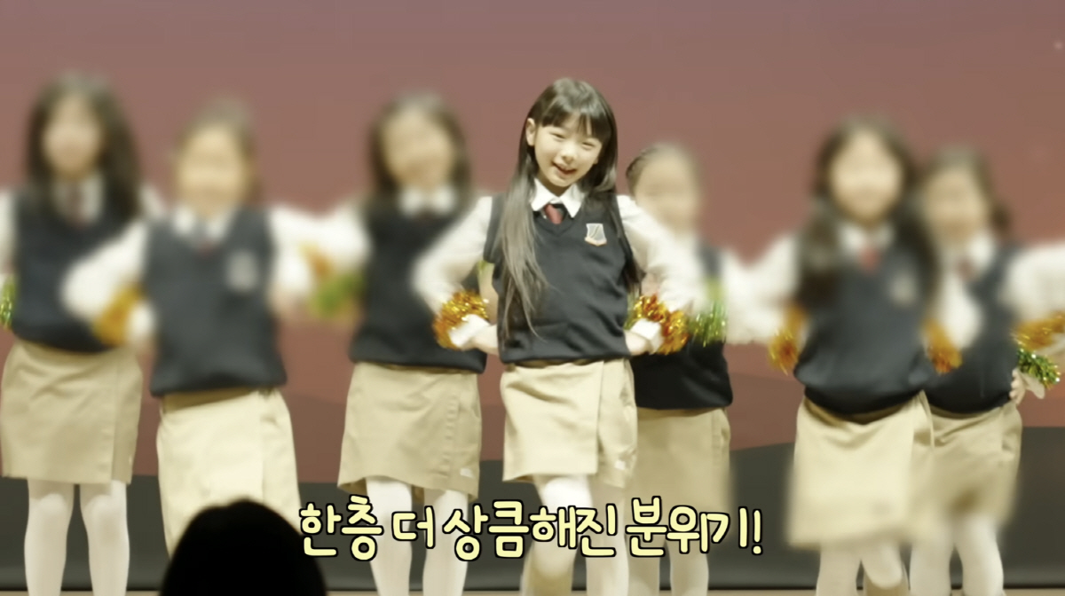 '문희준 딸' 잼잼이, '교복 차림' 폭풍성장..母 소율 빼닮았네