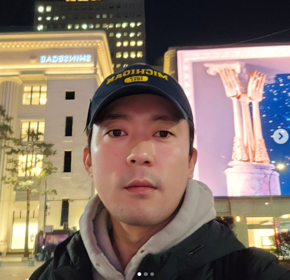 김대호, '9개월 만에 4억 원' 벌더니…명품 쇼핑도 숨기지 않았다