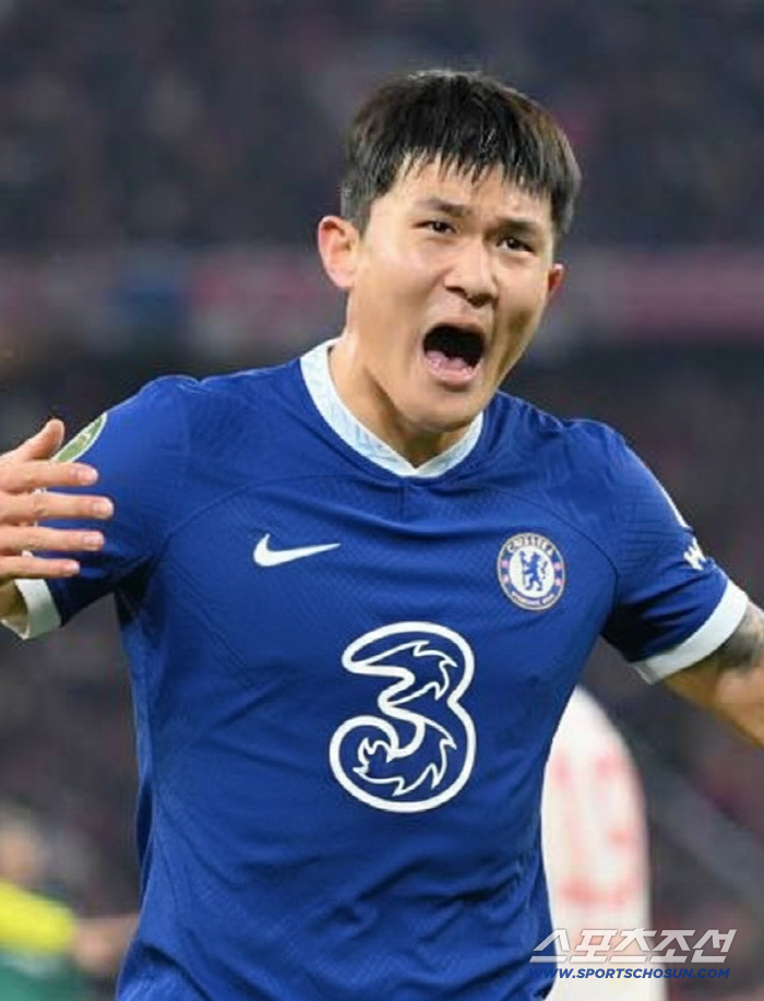 '韓 축구 역사상 최고 경력' 나폴리→바이에른 뮌헨→레알-첼시 전격 이적…