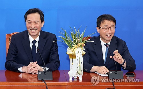"아주 적임자가 당선"…與구원투수 한병도에 李대통령 첫 반응