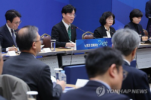 근로복지공단, 소음난청·직업성암 처리기간 단축…160일 목표