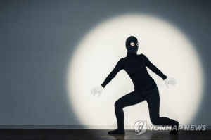 의정부서 여성 혼자 있는 집에 흉기 괴한…용의자 검거