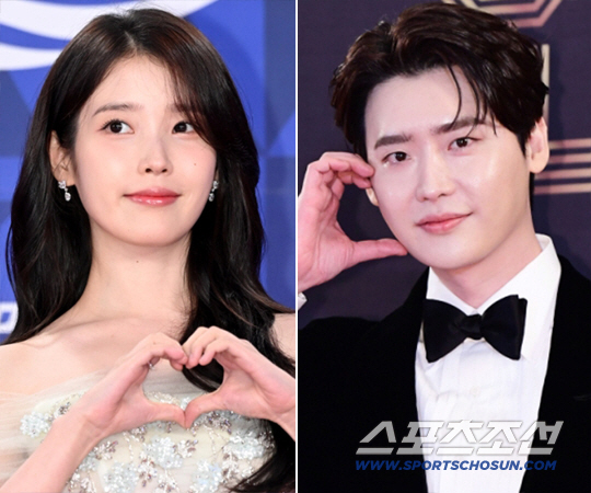 아이유♥이종석, 300만원대 명품 커플룩 포착...4년째 애정전선 '이상…
