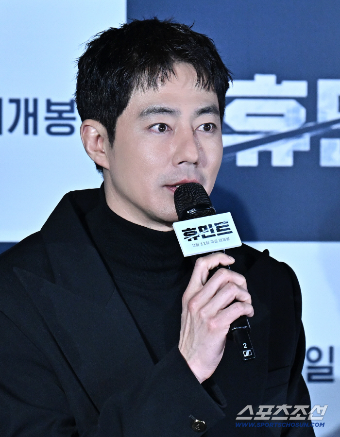 '휴민트' 조인성 "류승완 감독 페르소나? 아직 황정민·정만식 선배 이길 수 없어"