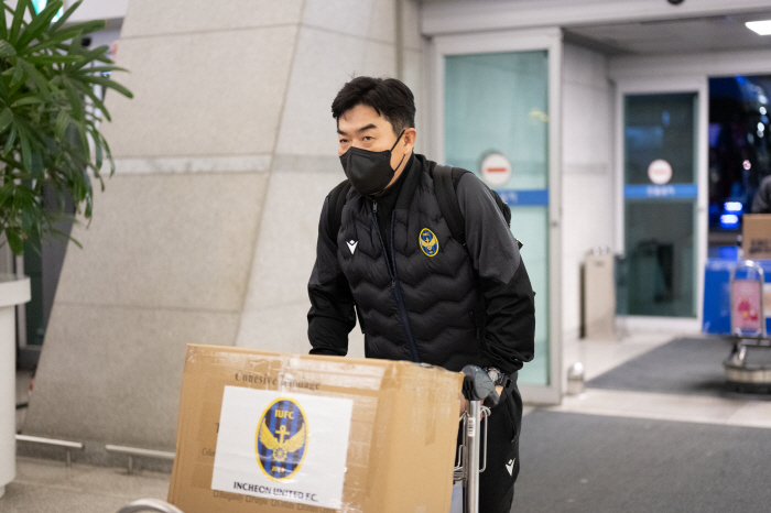 "'생존왕' 타이틀 지우기" 1년만에 돌아온 '도전자' 인천의 포부, 전훈지 스페인에서 '6강 근력' 키운다[현장인터뷰]