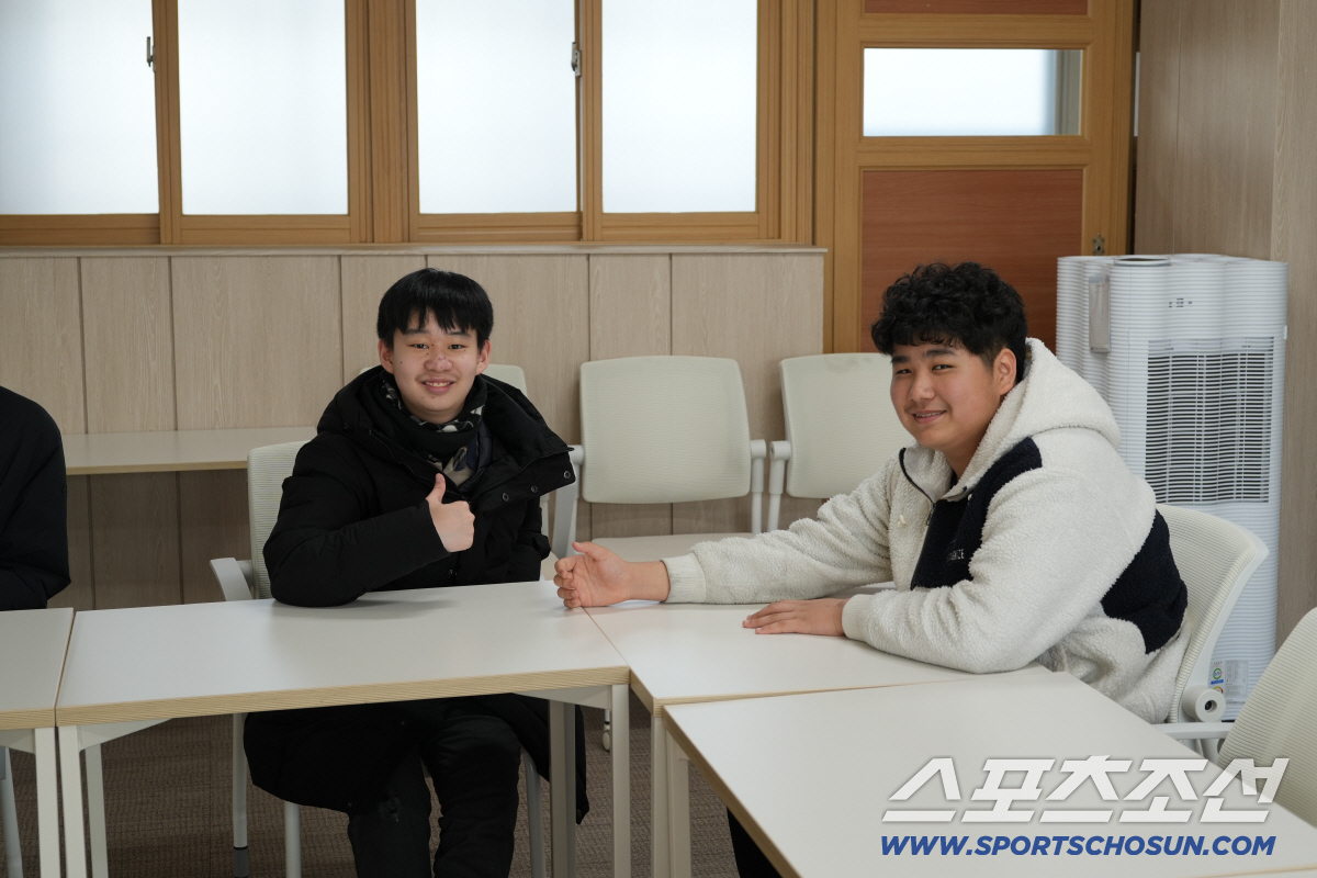 "누나들 응원에 힘 번쩍!" 신도봉중 서울림 아이들이 만든 '별의 순간'…