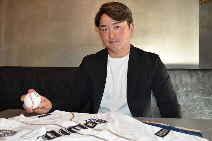 "신난다" NPB 제안 과감히 뿌리친 前 요미우리 작은거인, KBO 도전이 남다른 이유[무로이칼럼]