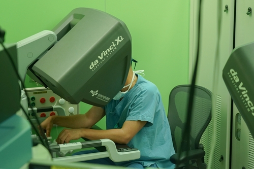 양산부산대병원 남종길 교수 '로봇 인공방광 100례' 국내 3번째