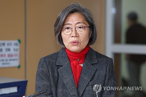 "이재명 두 아들 군 면제" 허위 글 쓴 이수정 벌금 500만원 구형