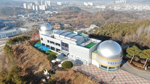 남원시천문과학관 "1회 입장료로 천문관측 밤낮으로 즐겨요"