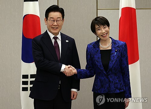 李대통령 "한일 국교정상화 환갑, 새60年 시작…손 꼭잡고 가야"