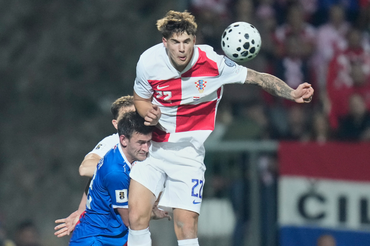 '손흥민과의 평행이론' 놀랍다! '18세 쏘니' 대기록마저 위협했다…"폭…