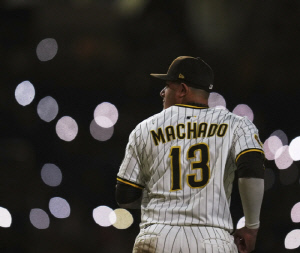 이게 될까…브렉먼 놓친 보스턴 3루 보강, '6899억 타자' 트레이드 영입으로 가능하다고?