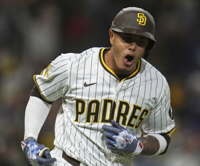 이게 될까…브렉먼 놓친 보스턴 3루 보강, '6899억 타자' 트레이드 …