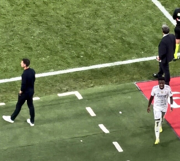 "레알은 감독 아닌 선수가 주도하는 팀" 음바페에게 무시당한 알론소는 처…