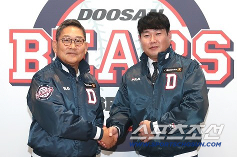 2년 15억 포기했는데 미계약 위기. 그런데 2년 42억원을 뿌리칠 수 …