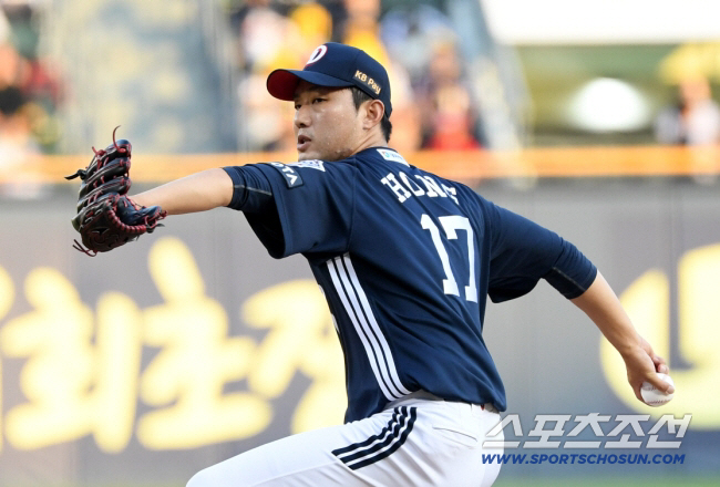 "고참 투수로 중심 잡아줄 선수" 호평 일색인데…보상선수 없는 150㎞ …