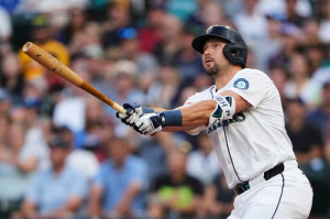 포수 최초 60HR 타점 1위에 이 선수까지 나온다고? 말 그대로 '드림팀'…오타니에 막혔던 美, 줄 잇는 ★ 참전 소식