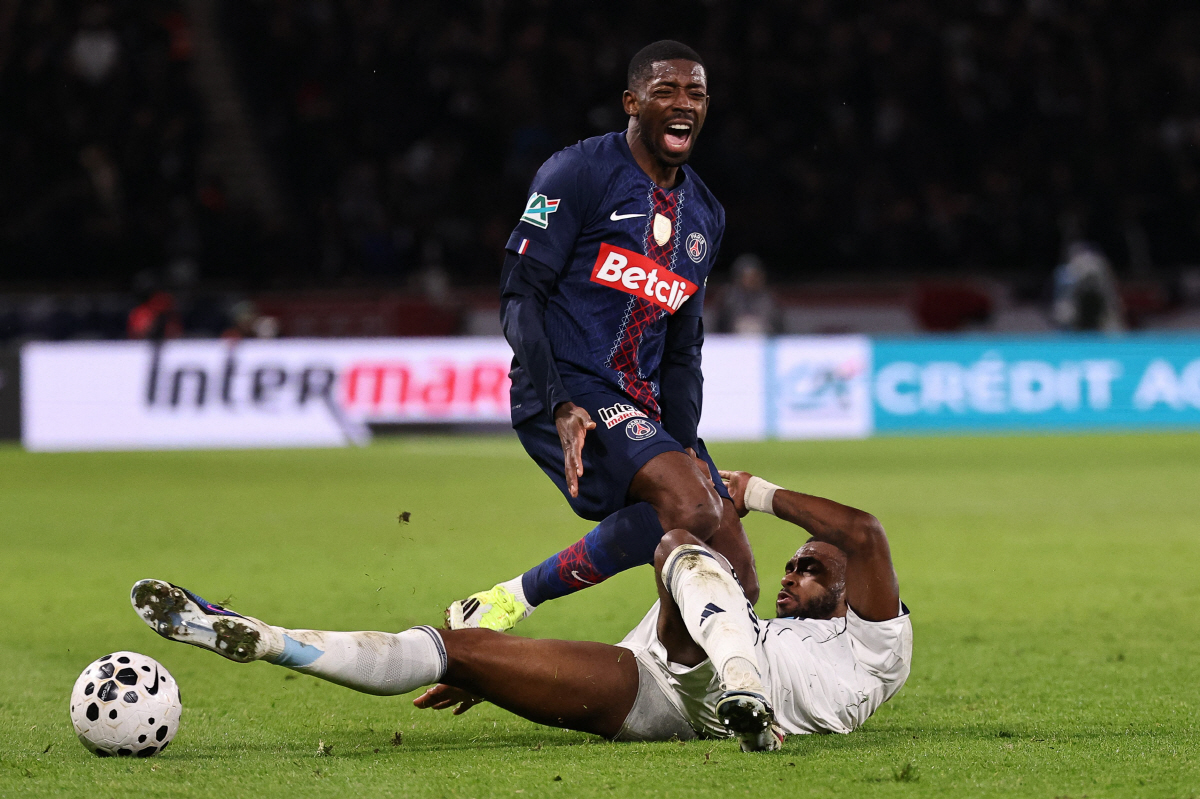 "LEE, 우리 망했어" '충격' 챔피언 PSG 무너졌다…'승격팀' 파리…