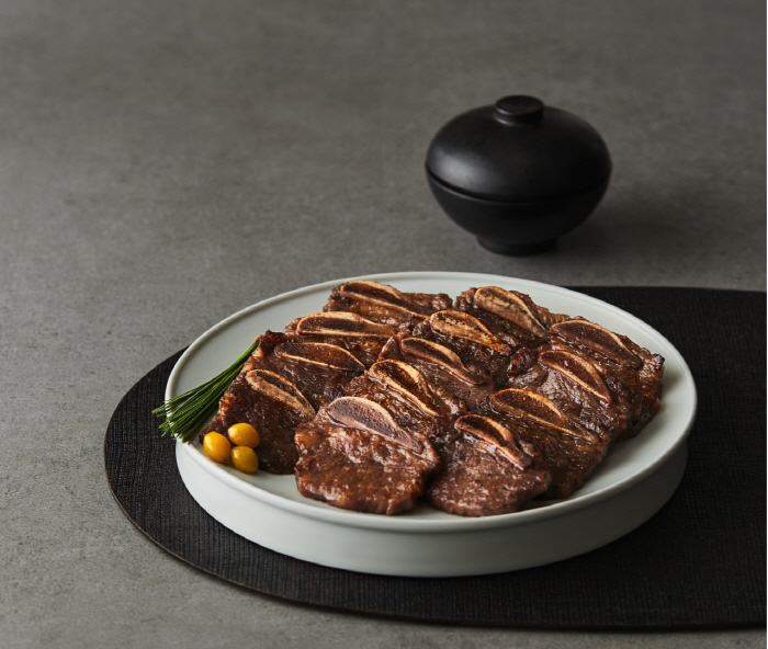 롯데호텔앤리조트, 2026 설 선물세트 선보여…"선택 폭 확대, 가치 전달 초점"