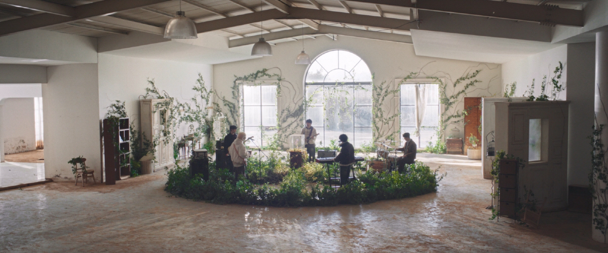 '실력파 밴드' 원위, 신곡 '관람차' MV 티저 공개…포근한 겨울 시즌…