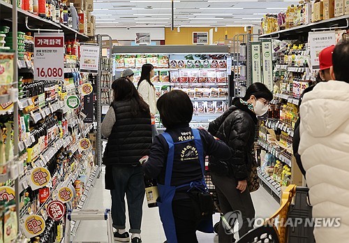 지난달 수입물가 0.7%↑…환율 상승에 6개월 연속 올라