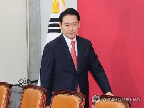 장동혁 "윤리위 결정 뒤집는 해법 고려 안해"…한동훈 제명 수순