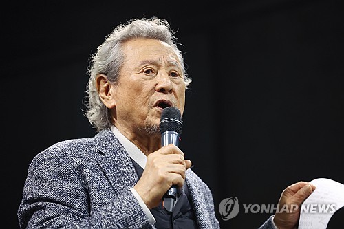 68년 차 대배우 박근형의 조언…"자기 생각 담는 예술가 되세요"