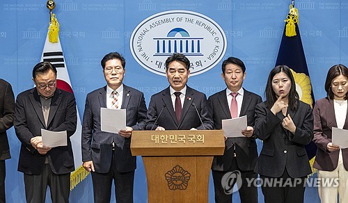 국힘 초·재선 모임, 張에 "韓 제명 결정은 반헌법적…재고해야"