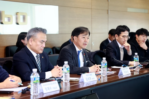 복지·중기부, '닥터나우 방지법' 현장 의견 수렴…입장차 여전