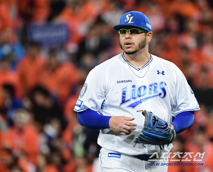 'QS왕' 후라도의 파나마행 괜찮을까, 고국 사랑 말릴 수도 없고… '홈런킹' 디아즈도 '약속의 땅' 1차캠프 패스