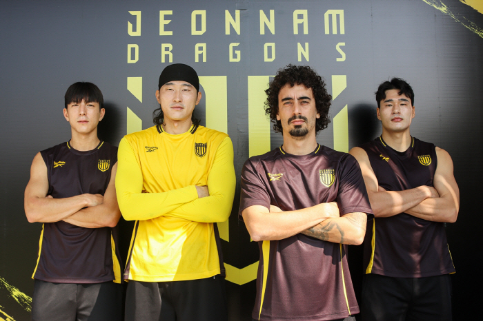 [공식발표]'광양예수' 발디비아, 두 시즌 연속 전남 주장 선임…부주장에 최봉진 최한솔 유지하