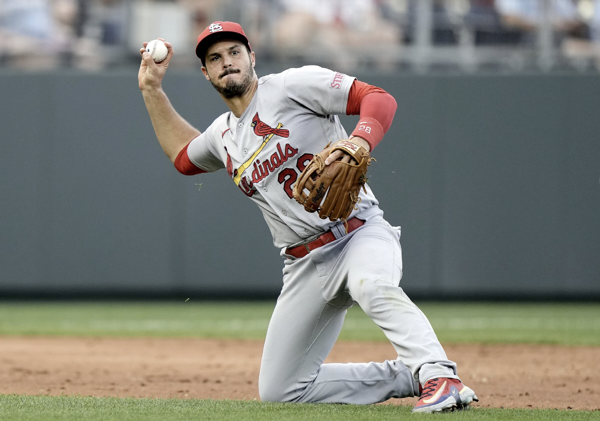 한물간 레전드 '유망주+458억'에 사오다니! 애리조나 10×GG 3루수…