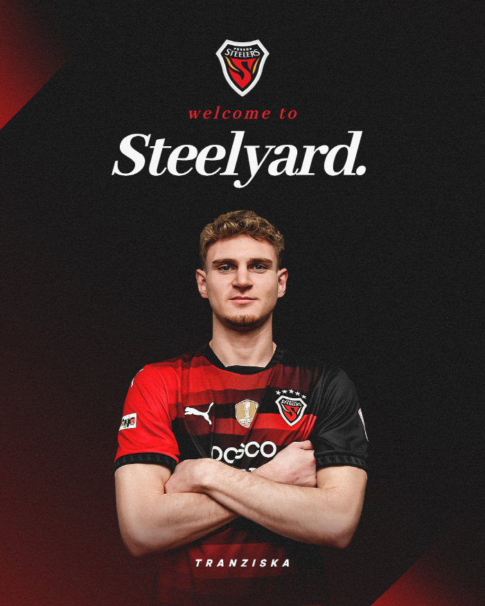 [오피셜]'독일 5부리그부터 오스트리아-체코, 獨 3부까지→영일만에 찾아온 원석 공격수'...포항, 독일산 '최전방 FW' 트란지스카 영입