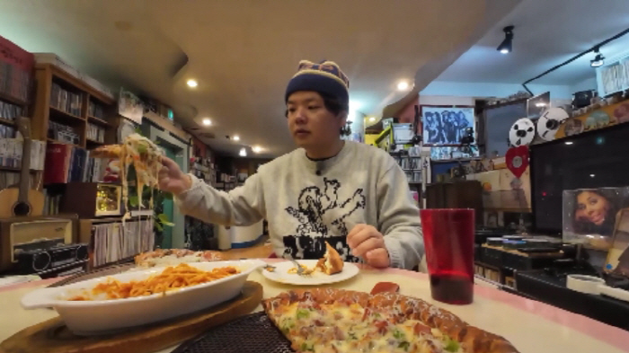 "피자맛이 구수하다고?"…어떤 맛이길래, 곽튜뷰 "광규형이 소개팅했을법한…