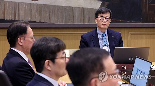 한은 총재 "올해 성장률 1.8%보다 상방 압력"