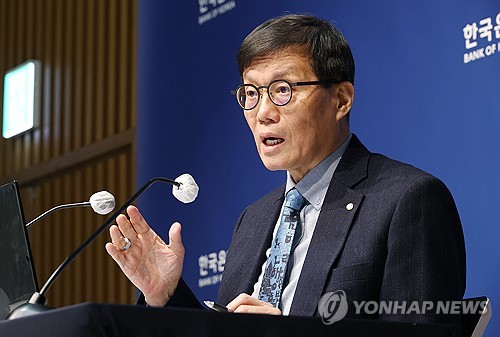 한은 총재 "韓은 채권국…대외자산 많아 금융위기 아니다"