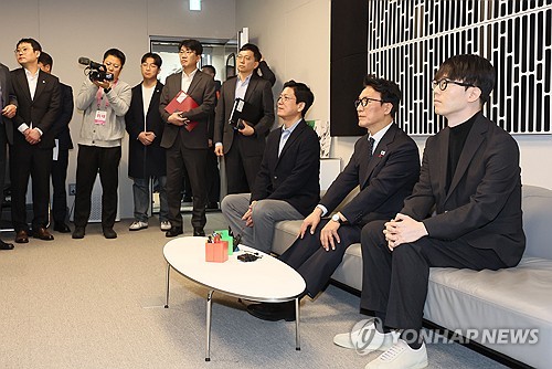 넥슨 찾은 金총리 "미래성장 핵심산업…세계 3위 게임 강국으로"