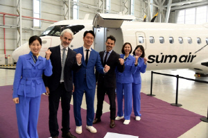 섬에어, 1호기 공개·운항계획 발표…